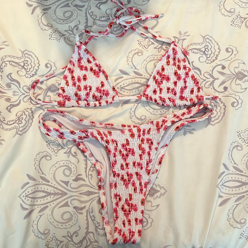 2 pc String Bikini fFloral Print